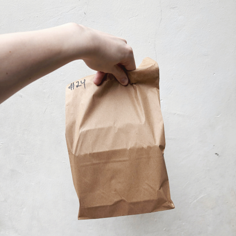 Convenient Pickup and Delivery for Classic American Dishes